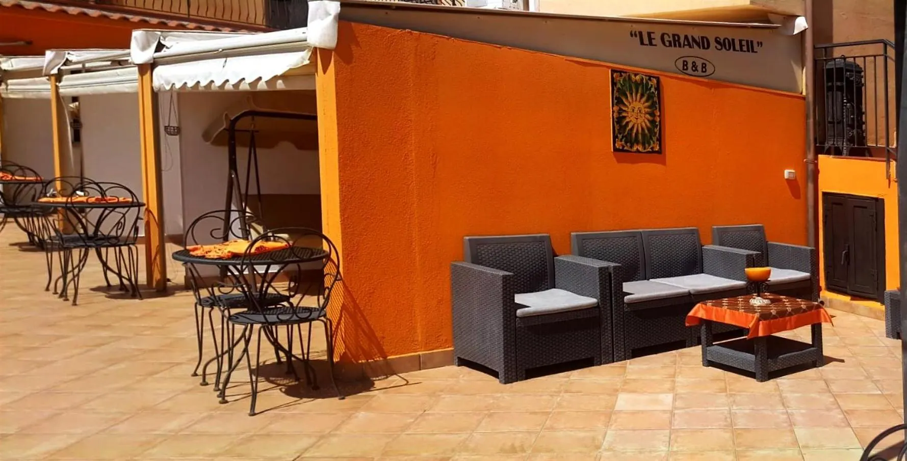 Le Grand Soleil Apartments Taormina 0*,
